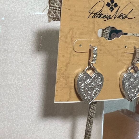 NWT Patricia Nash FlowerPower Silver Heart Earrings #PNER - Picture 5 of 7